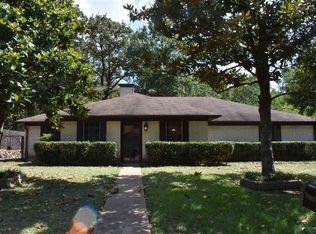 225 Mosley Cir N, Longview, TX 75605
