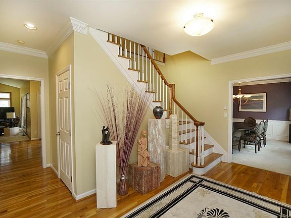 2nd image of 11751 Sugarwood Ct