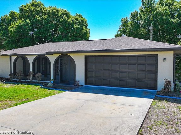 2nd image of 7100 Coral Ridge Rd