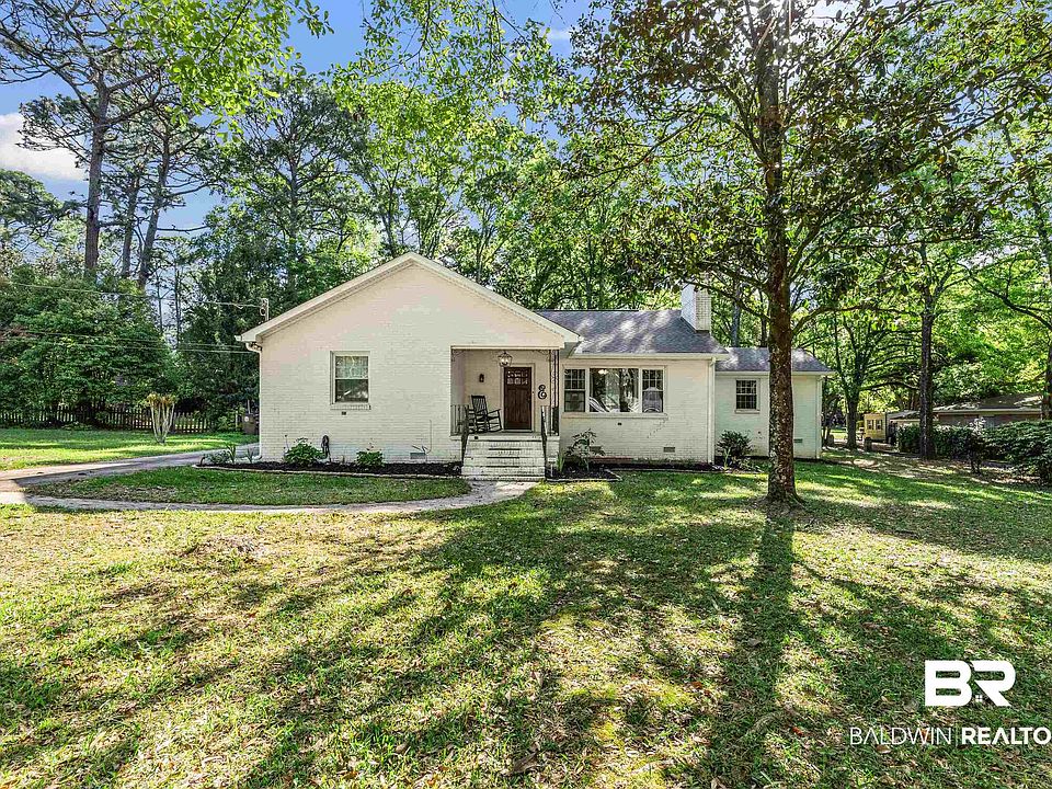 1st image of 307 Gaines Ave
