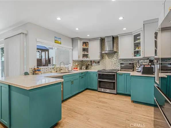 22170 James Alan Cir Unit 1, Chatsworth, CA 91311