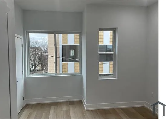 2156 N Darien St #3 — Photo 4