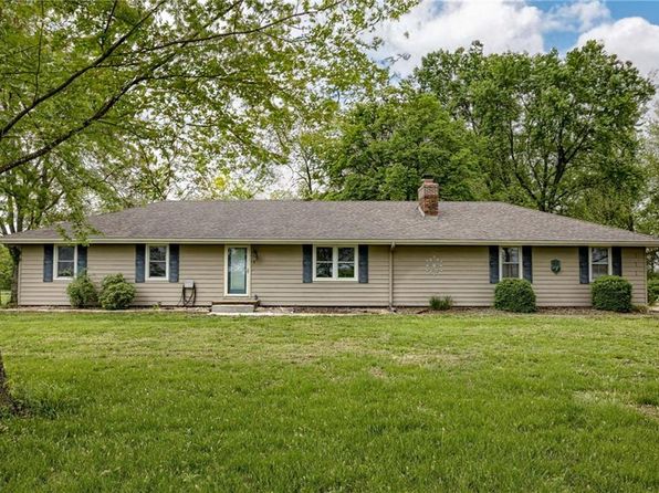 16101 E 289th St, Harrisonville, MO 64701