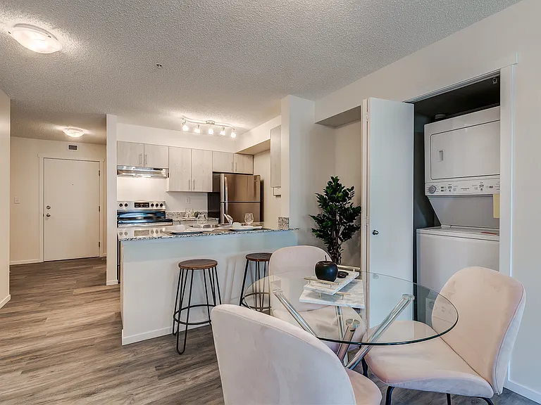 73 Skyview Point Cres NE — Photo 137