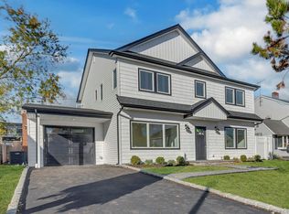 22 Family Lane, Levittown, NY 11756