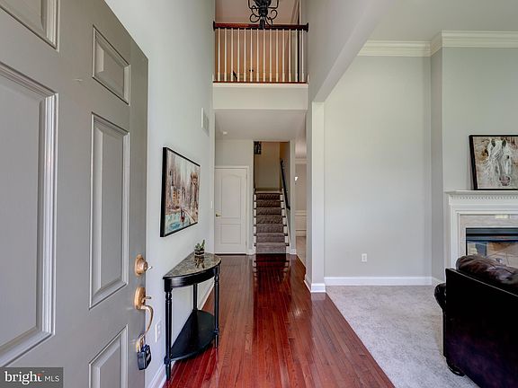 4th image of 2921 Cottonwood Ln