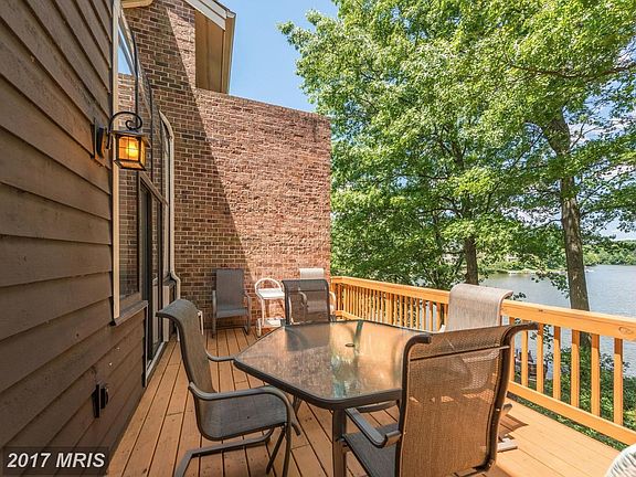Deck View To Lake Audubon