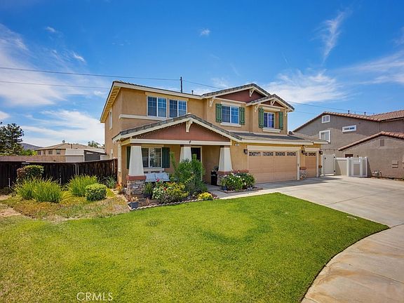 3rd image of 33973 Wintergreen Pl