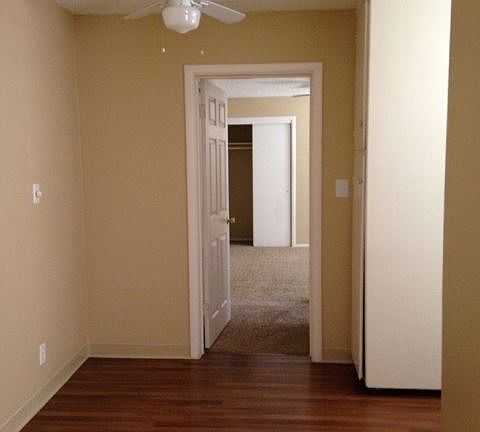 2nd image of 1315 G St APT 03