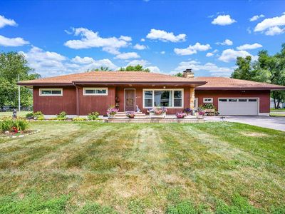 320 S 4th St, Wapella, IL, 61777