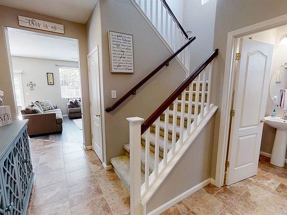 2nd image of 451 Alboran Sea Cir