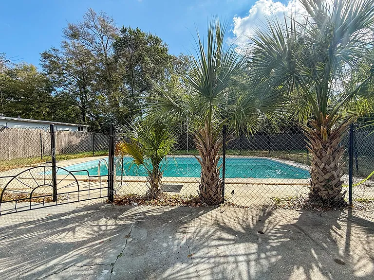 7740 Arble Dr — Photo 25