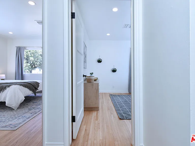 6167 Costello Ave — Photo 22