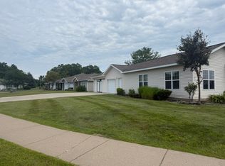 739 W Lucas Ln #819, Ellsworth, WI 54011