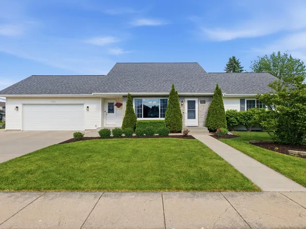 1000 Monteray Ln, Waunakee, WI 53597