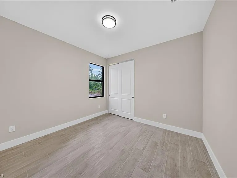119 Wellington Ave — Photo 29