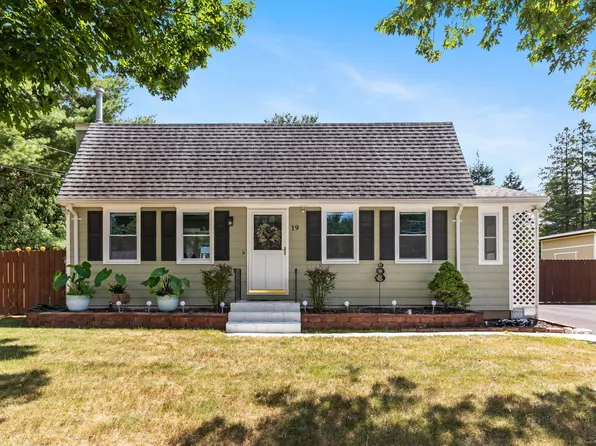 19 Jude Road, Plainville, CT 06062