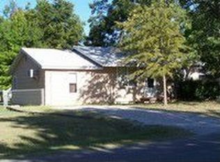 902 S 6th St, Davis, OK 73030