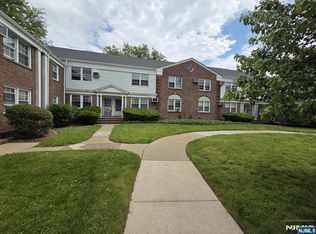 18A Elmwood Ct #18A, Elmwood Park, NJ 07407