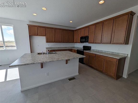 2nd image of 5124 Antonito Way