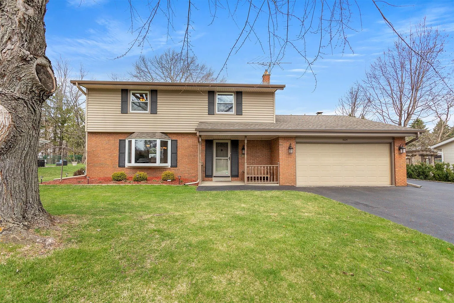 1024 Anton Rd photo 1