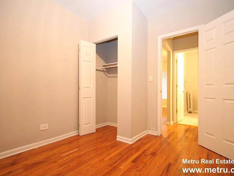 1342 W Argyle St #3S — Photo 4