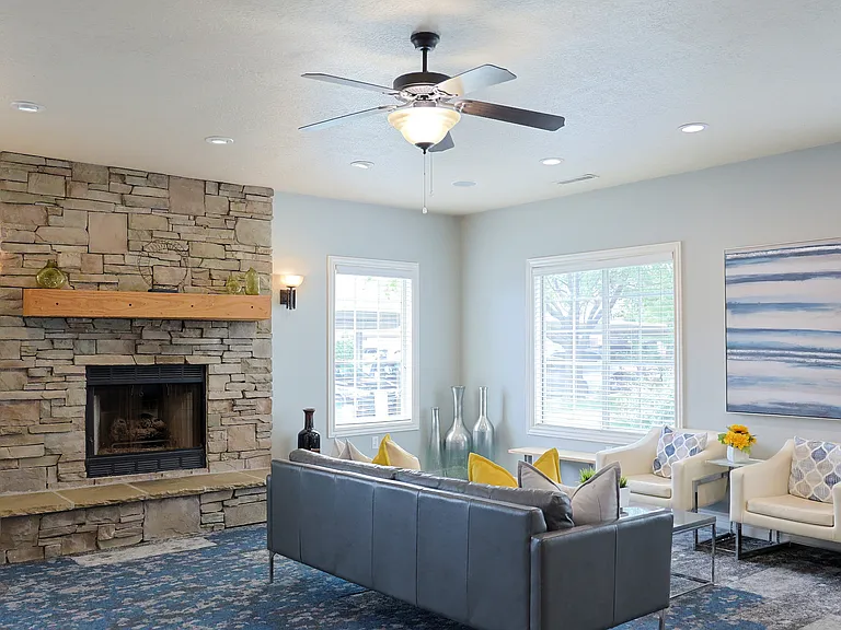 Shoreline Clubhouse-1