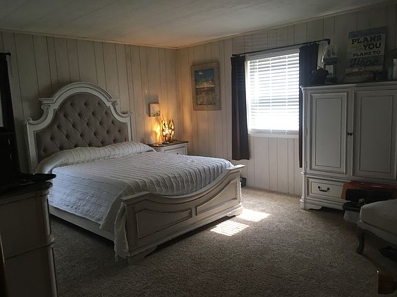 Large master bedroom 