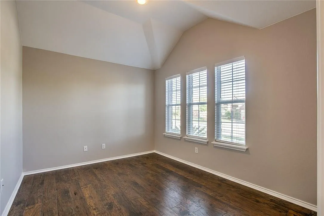Building Photo - 799 Clear Springs Holw