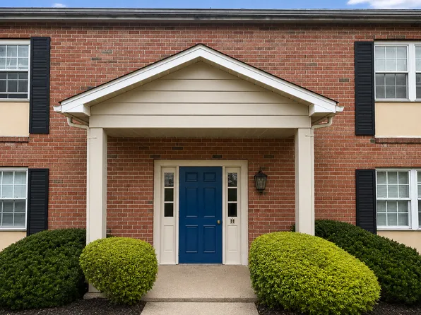 Pine Crest Apartments