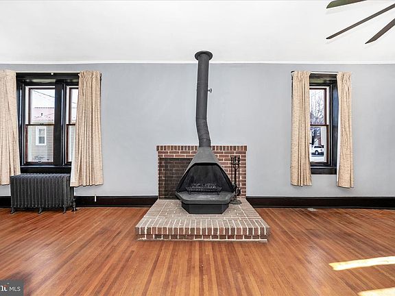 5th image of 519 Summit Ave