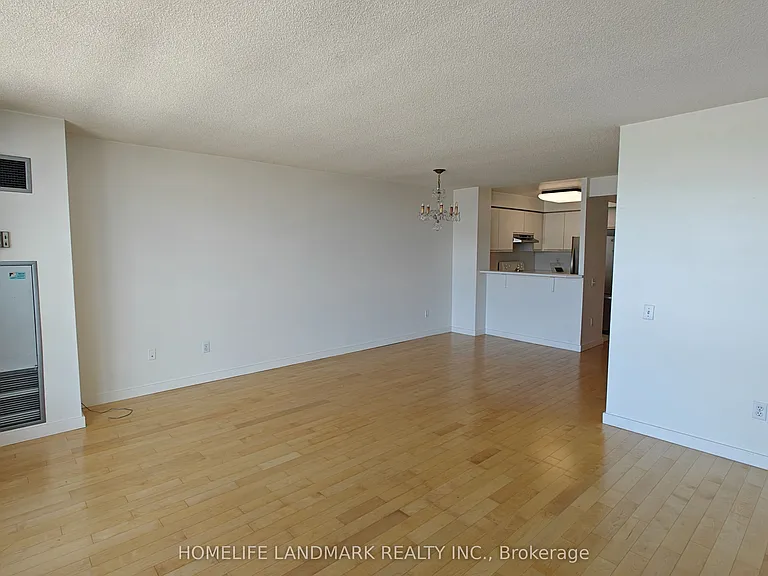 942 Yonge St #1116 — Photo 10