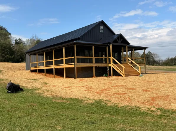 1616 Tranquility Ridge Way, Newport, TN 37821