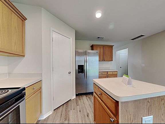 5th image of 1813 White Feather Ln #1