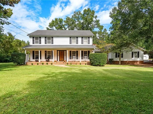894 Upper Woolsey Rd, Hampton, GA 30228