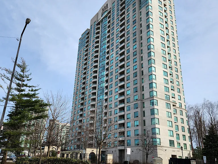 61 Town Centre Ct #1104 — Photo 1