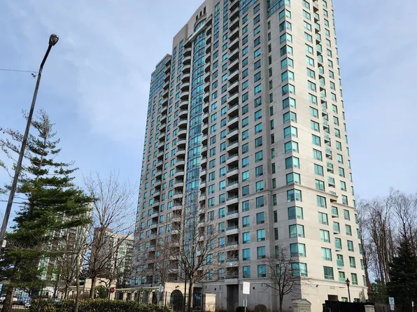 61 Town Centre Ct, Toronto, ON