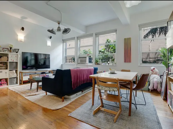 505 Court Street image 1 of 18