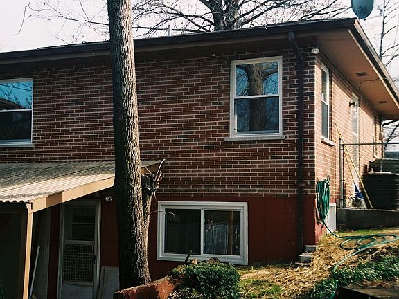 5th image of 4049 Jane Ave