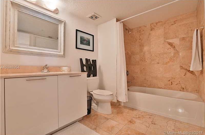 1st image of 1800 N Bayshore Dr APT 3611