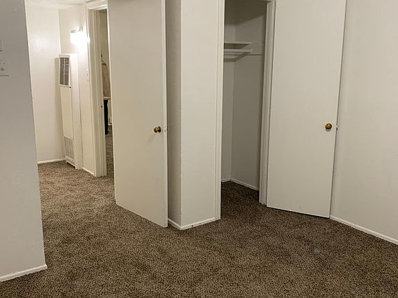 Bedroom has 2 one-door closets