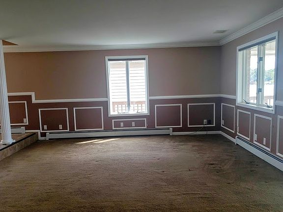 Additional Living Room