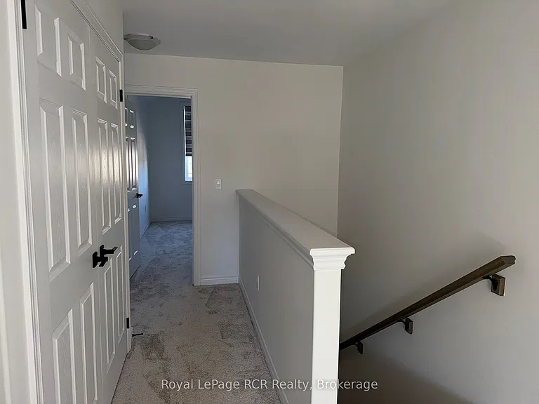 133 McCausland Dr — Photo 17