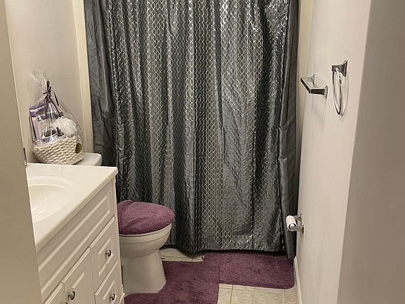 4th image of 2865 Torreya Way SE