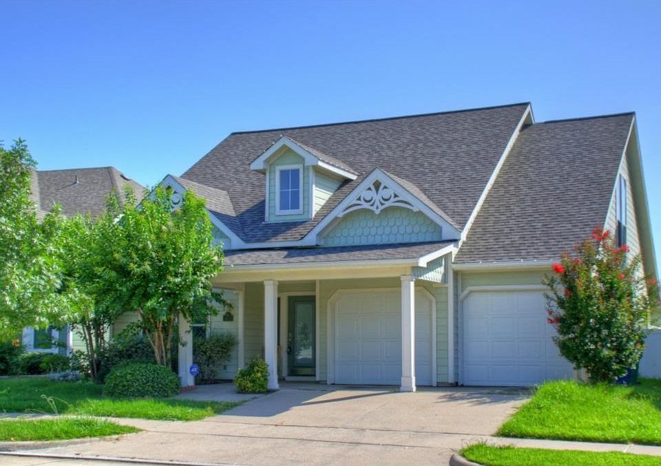 1st image of 10241 Lakeview Dr