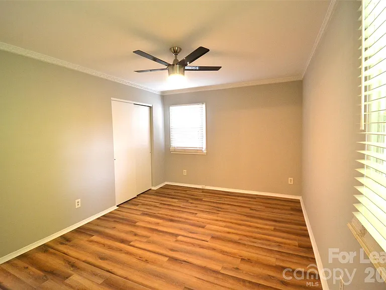 1422 Thermal Rd — Photo 26