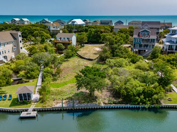 15 W Ridge, Surf City, NC 28445