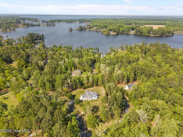 164 Bay View Dr — Photo 53
