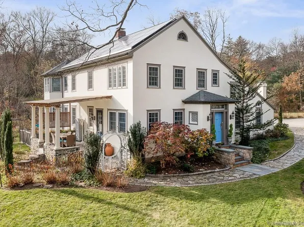 58 Skymeadow Drive, Stamford, CT 06903