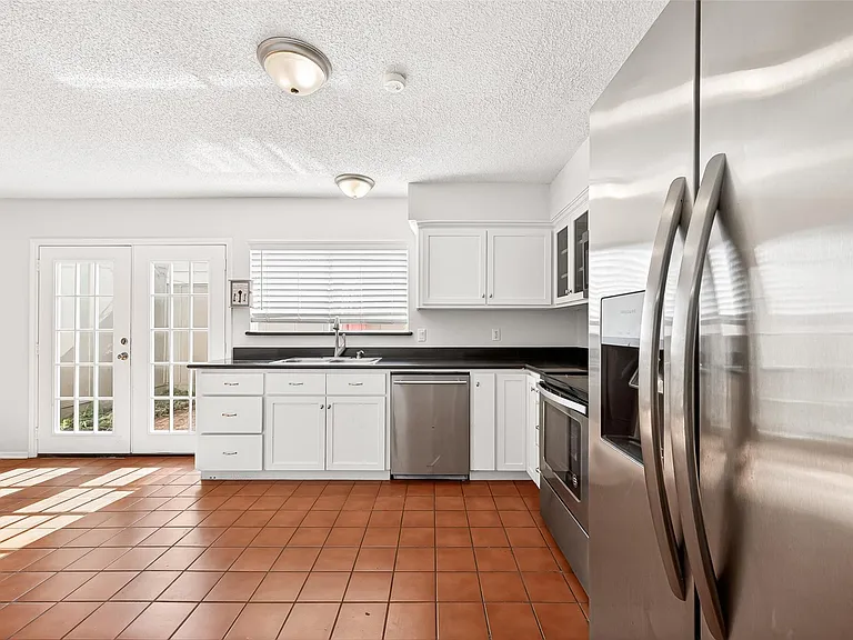 11677 Village Place Dr — Photo 23